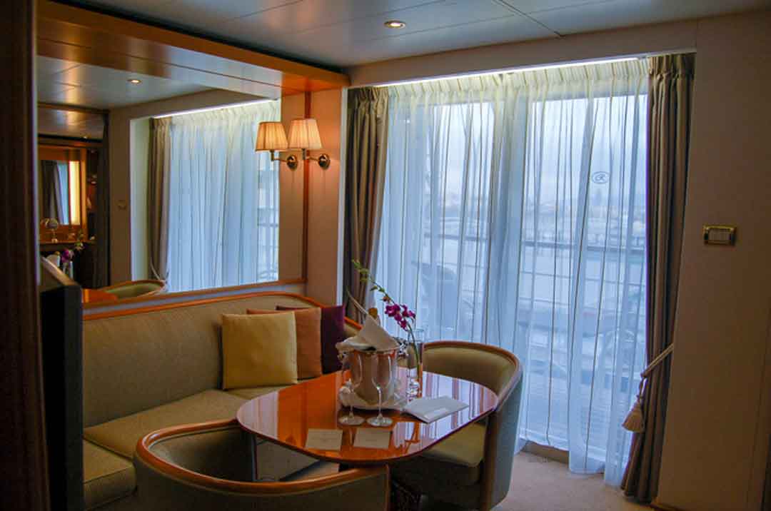 stateroom on RSSC Voyager of the Seas