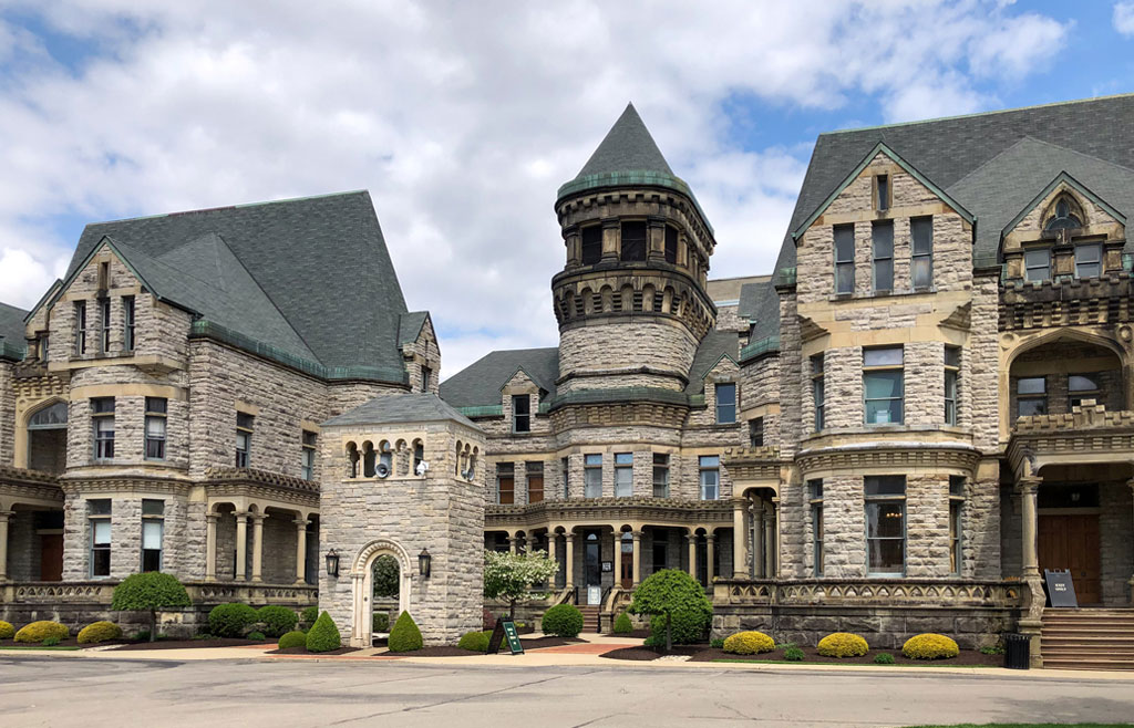 Romanesqe building facade showing the exterior of the Ohio State Reformatory, filiming location for The Shawshank Redemption